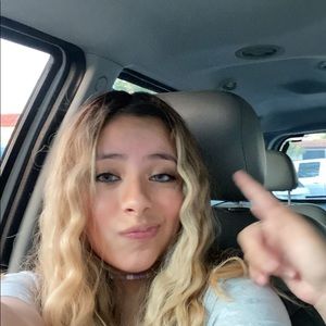 Meet your Posher, Karla